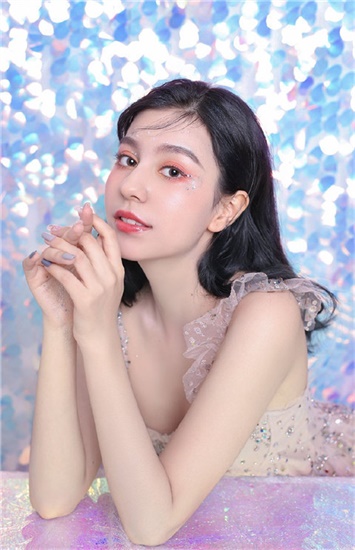 丝瓜黄瓜秋葵草莓香蕉鸭脖视频