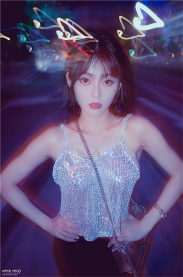 丝瓜草莓榴莲香蕉绿巨人小猪樱花