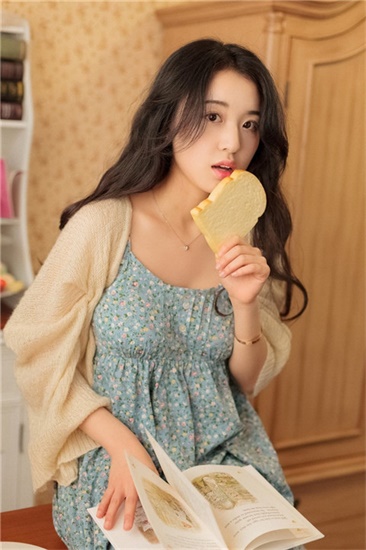 草莓丝瓜香蕉秋葵榴莲绿