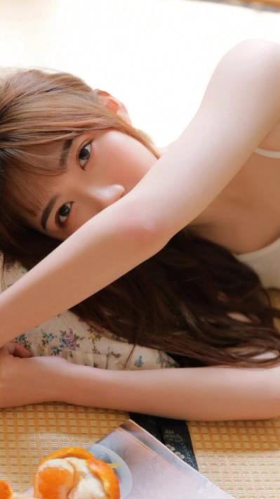 绿巨人丝瓜草莓秋葵八零婚纱摄影