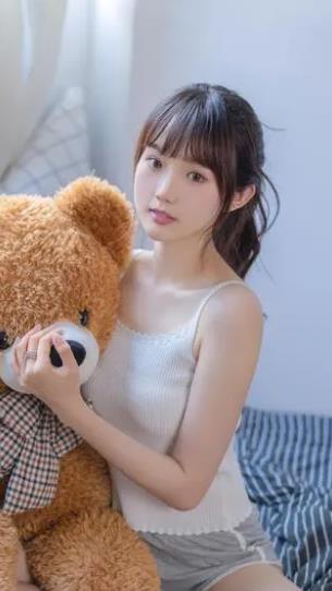 绿巨人丝瓜草莓秋葵八零婚纱摄影