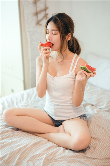 香蕉丝瓜绿巨人秋葵番茄合集免费版