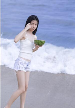 香蕉黄瓜秋葵绿巨人草莓石榴最新版