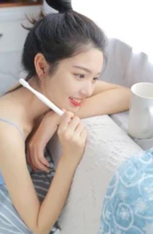 香蕉黄瓜秋葵绿巨人草莓石榴