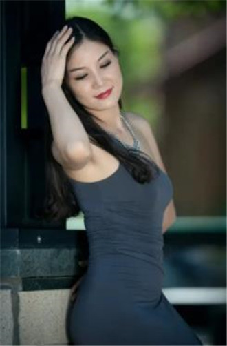 无人区卡一卡二卡三乱码入口最新版