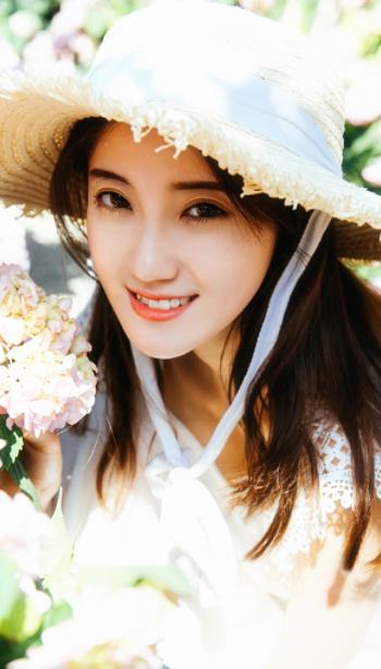 欧洲一卡2卡3卡4卡国色天香