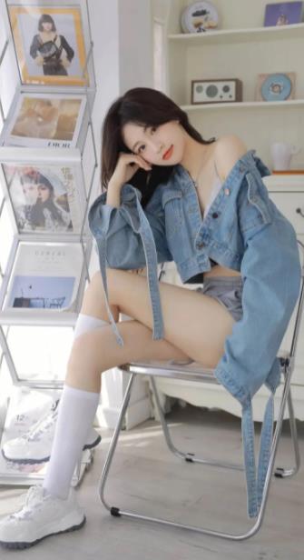 草莓西瓜香蕉绿巨人秋葵无限看