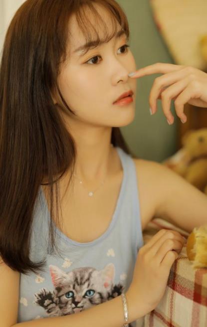 丝瓜草莓香蕉绿巨人幸福宝在线观看