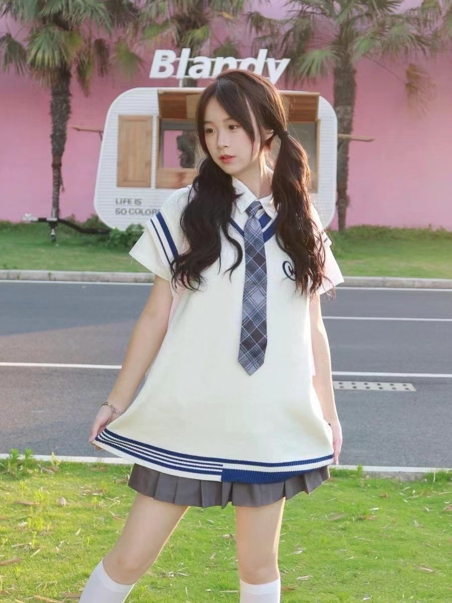 忘忧草wyc.apk7.3进入优享版下载-忘忧草wyc.apk7.3进入优享版 v7.3