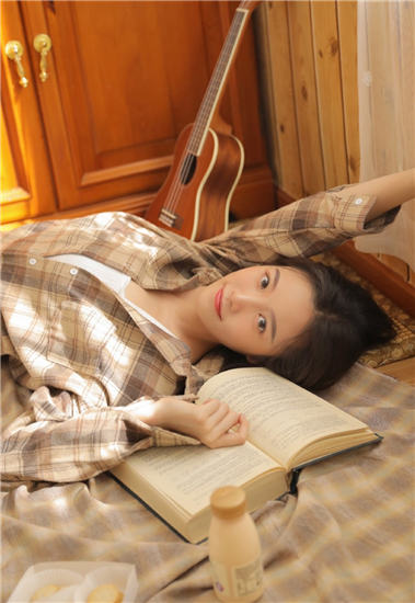 草莓榴莲向日葵石榴秋葵丝瓜无限看