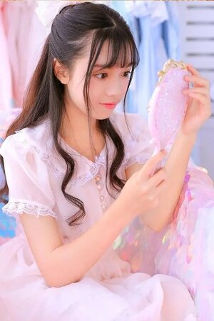 《德国大8BW》网友:别开生面的拍摄手法耳目一新!(图1)