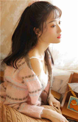 晚上偷偷看B站<a  data-cke-saved-href=https://www.officeba.com.cn/tag/zhiboruanjian/ href=https://www.officeba.com.cn/tag/zhiboruanjian/ target=_blank class=infotextkey>直播软件</a>推荐