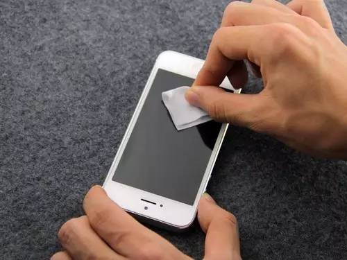 捡到手机千万别把手机卡拔出来(捡了手机多少人愿意归还) 捡到手机千万别把手机卡拔出来(捡了手机多少人愿意归还)