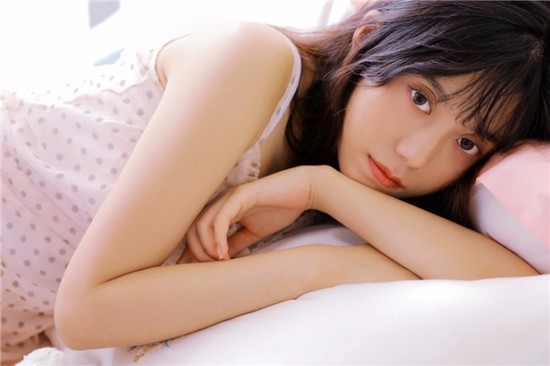 胸前两个大雪球跟着抖动下载-胸前两个大雪球跟着抖动手游免费下载安装