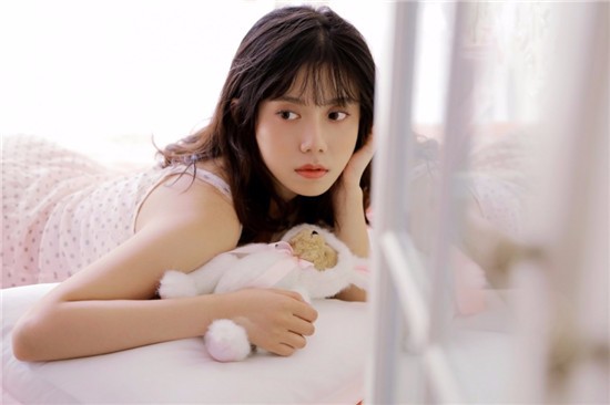 胸前两个大雪球跟着抖动下载-胸前两个大雪球跟着抖动手游免费下载安装