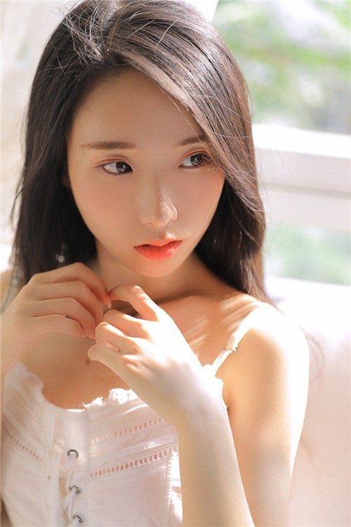 母によく似ている中に下载-母によく似ている中に手游免费下载安装