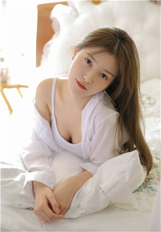 大奉打更人插花弄玉下载-大奉打更人插花弄玉手游免费下载安装