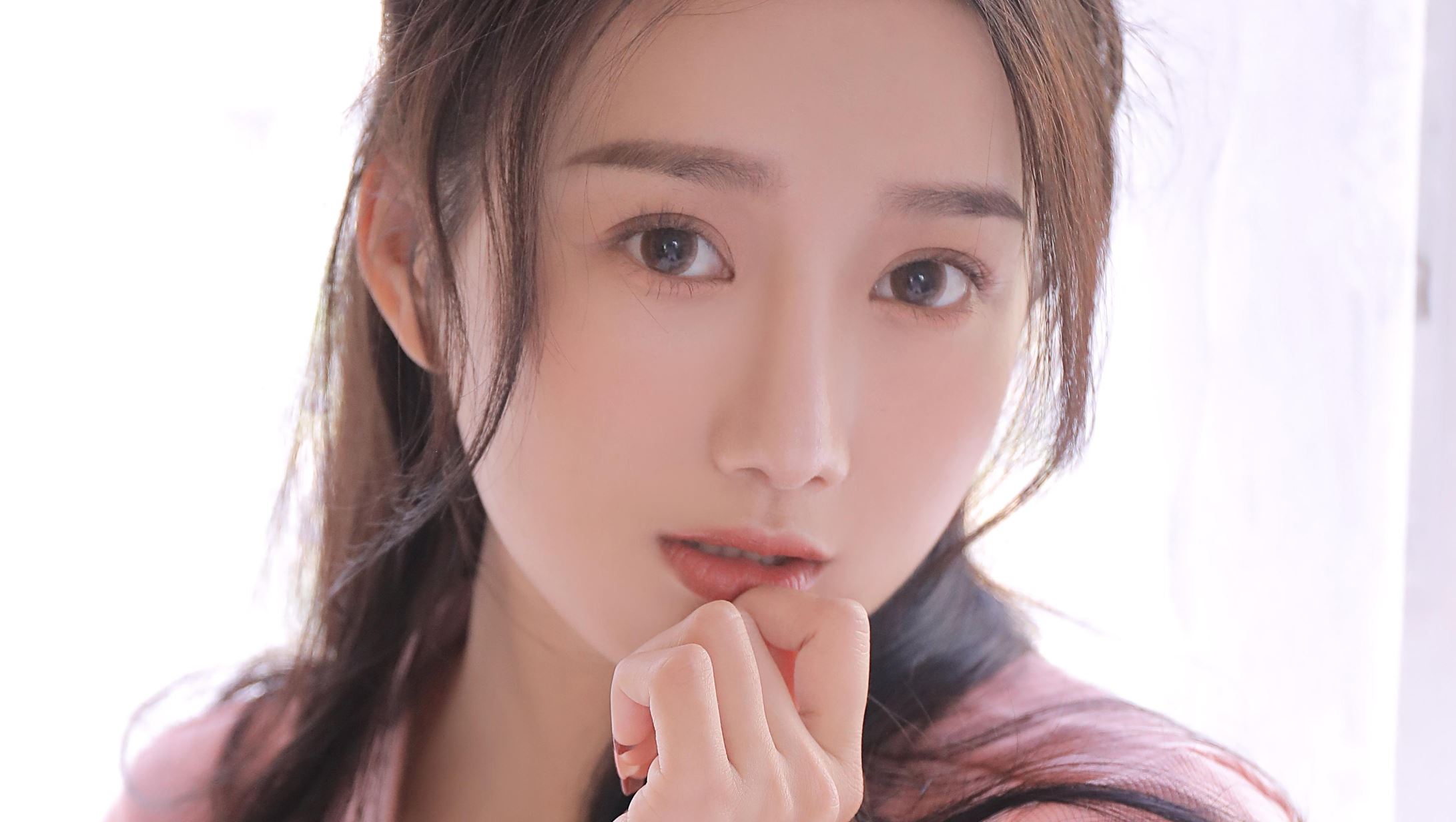 特殊的精华油4：深入解析其对不同肤质和发质的适用性指南