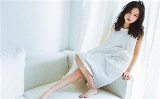 老公亲我私下怎么回应他的话：私密时刻的甜蜜对答，增进彼此情感的小技巧！