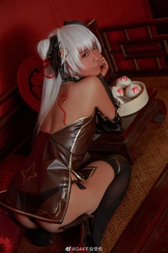 艳胸欲乱2动漫：这不就是“狗血剧情”的狂欢派对嘛！