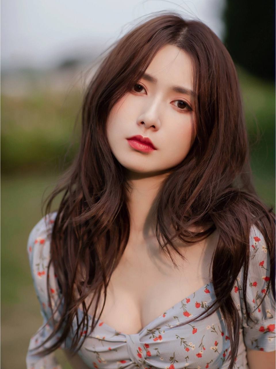 ysl千人千色t9t9t9t9t9mba：这口红代码简直就是“美妆界的流量密码”，让人欲罢不能！