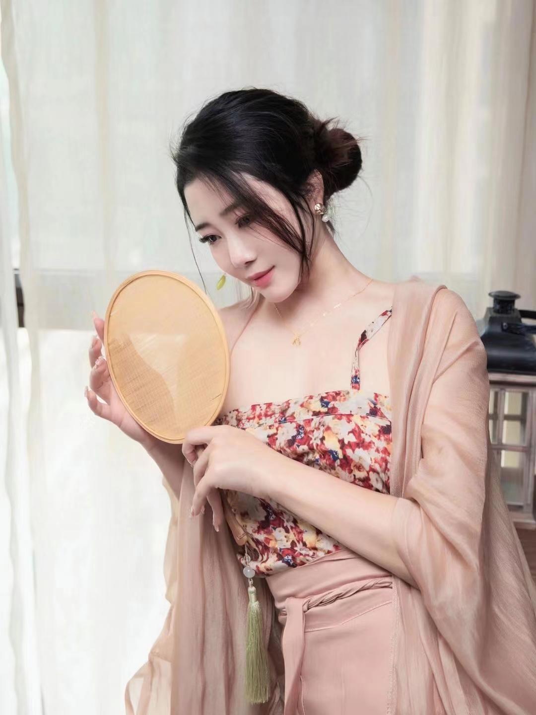 7X7X7X任意噪CJWIC：信息时代的热门话题与应用探索！