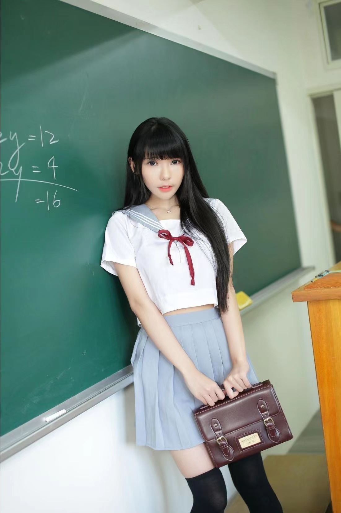 小猪草莓丝瓜深夜释放自己手机版不限次下载-小猪草莓丝瓜深夜释放自己手机版不限次 v6.0.72