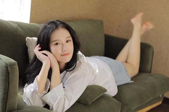 欧美MACBOOKPRO高清风采：高端笔记本电脑的全面体验