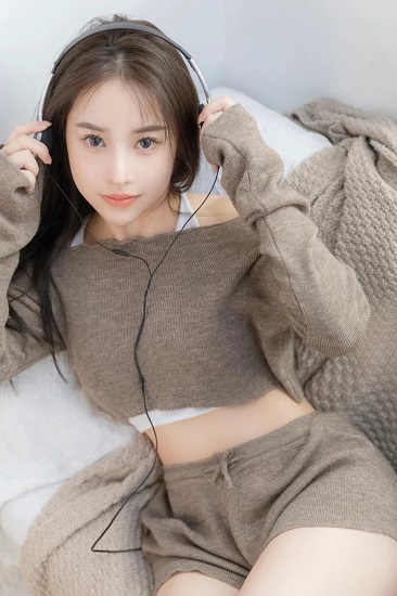 丝瓜香蕉草莓西瓜榴莲茄子：可以重复播放各种类型视频的APP