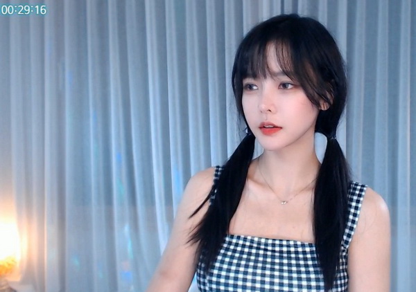 锕锕锕～好痛在线观看超级简洁，网友：迅速观影