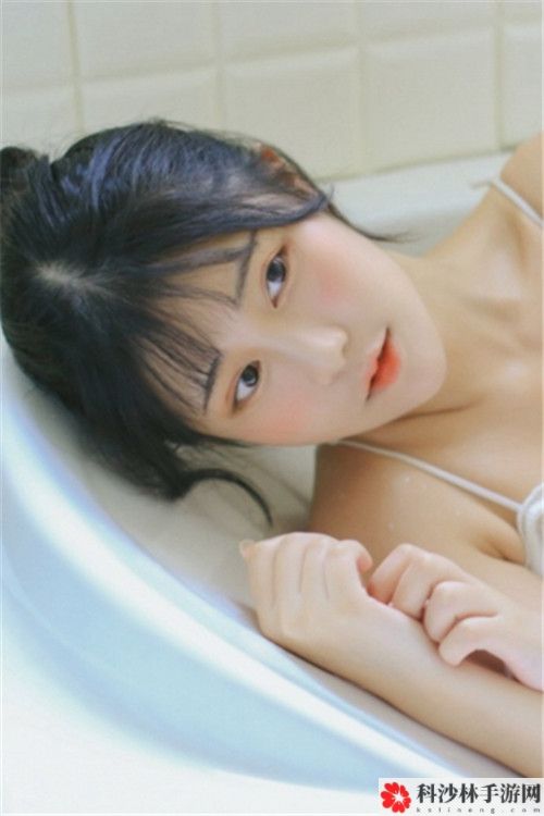 看B站夜月的直播终于解锁了入口，网友：已在体验了