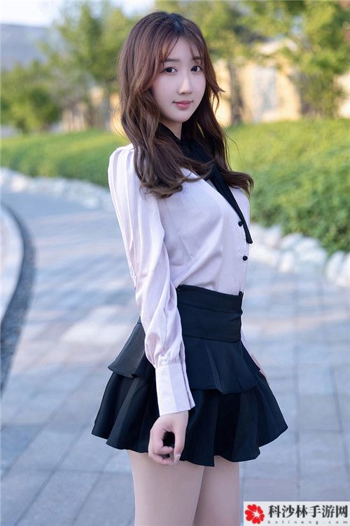 降央卓玛B多大：探索她的音乐与人生