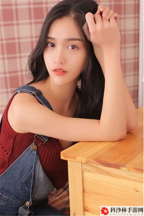 三年片免费观看影视大全已制作完成，网红主播纷纷前来道喜