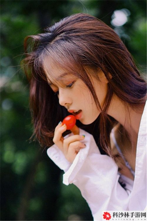 精美日产MV二线三线场面一度失控？网友：差点就看到了！