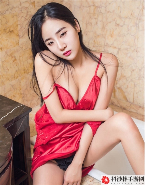 吃花核心流水喝：一场独特的美食之旅