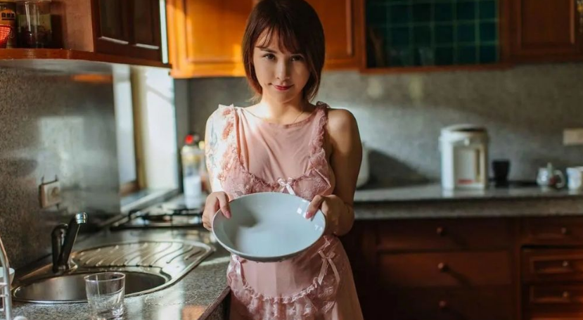 两男一女可以提升夫妻感情吗下载-两男一女可以提升夫妻感情吗手游免费下载安装