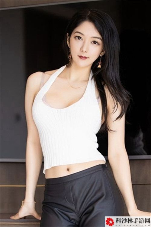 他坚硬的在她体内进出炙热适合一个人看？网友：特别是一个人时