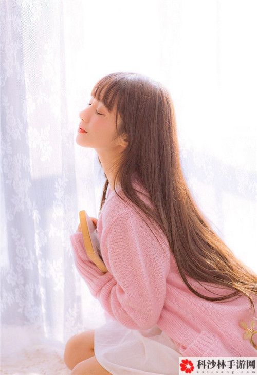 亚洲精华国产精华液的护肤功效：解析亚洲护肤品的奇妙魔力