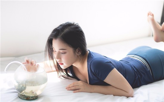 老公亲我的小花园最火的一句下载-老公亲我的小花园最火的一句手游免费下载安装
