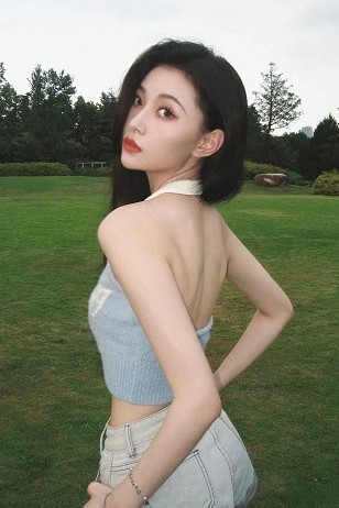 花蝴蝶影视APP去广告版下载-花蝴蝶影视APP去广告版 V2.6.8