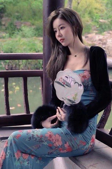 丝瓜草莓秋葵榴莲绿巨人APP最新版下载-丝瓜草莓秋葵榴莲绿巨人APP最新版 V7.8.2