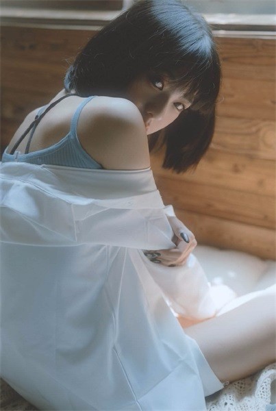 探索小洞榨果汁的奇妙效果：浓郁口感与营养吸收的秘诀