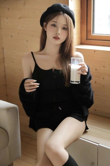 秋葵草莓丝瓜黄瓜绿巨人2023最新版下载-秋葵草莓丝瓜黄瓜绿巨人2023最新版 V1.3
