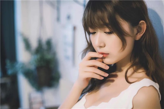 乾隆在马吃小燕子奶下载-乾隆在马吃小燕子奶手游免费下载安装