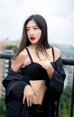 有一根又黑又硬的蘑菇头经典版——探索神秘蘑菇的奇妙世界