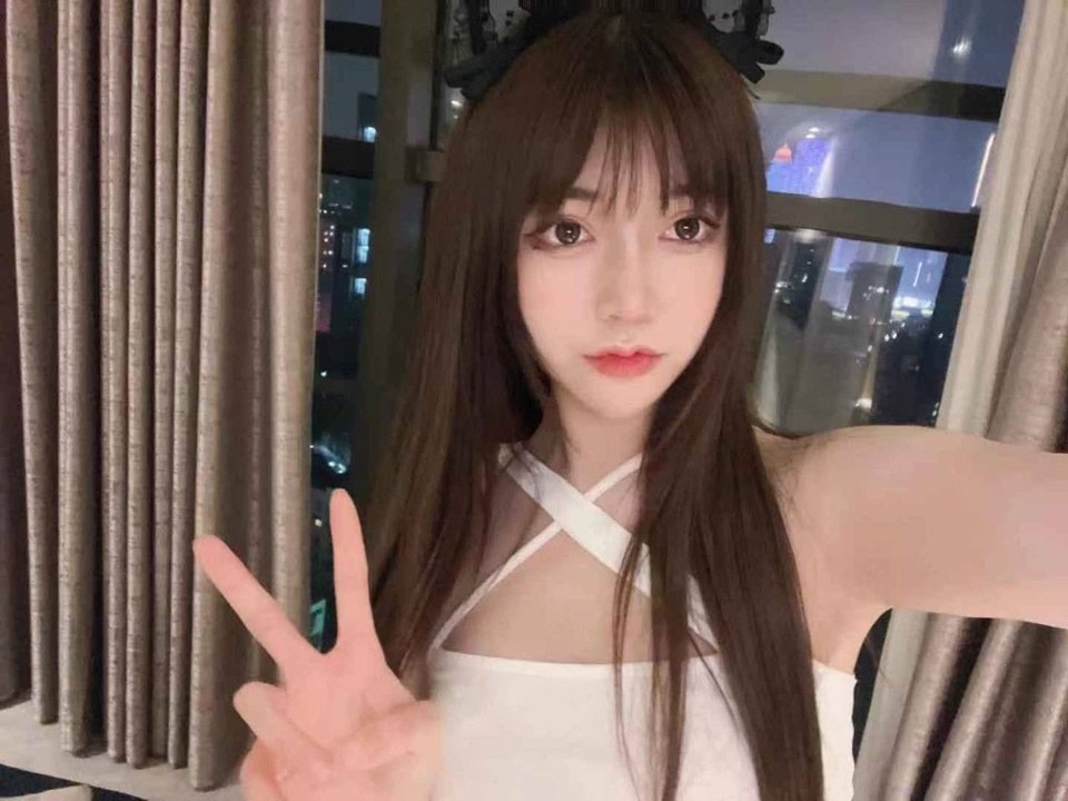 英语老师没戴罩子c了一节：意外事件启发学生对个人防护重要性的深刻认识